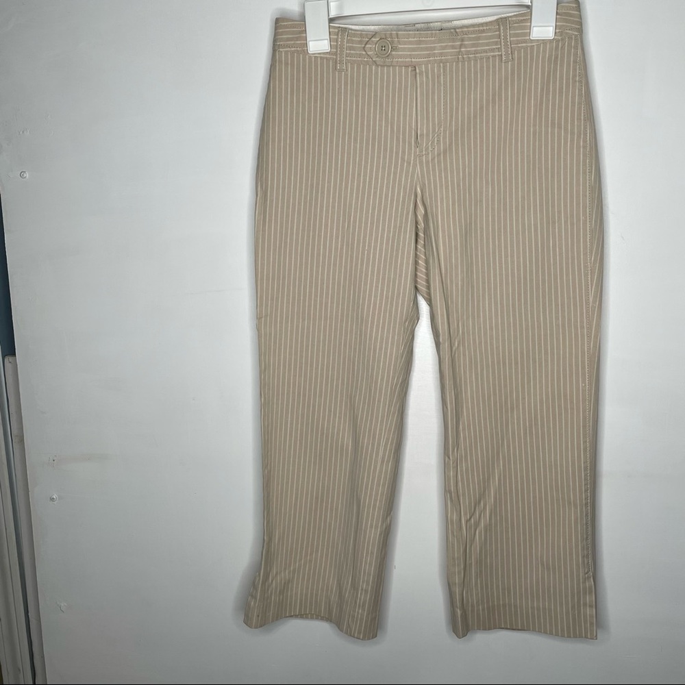 🍋Gap Curvy Khaki Pin striped cropped khakis